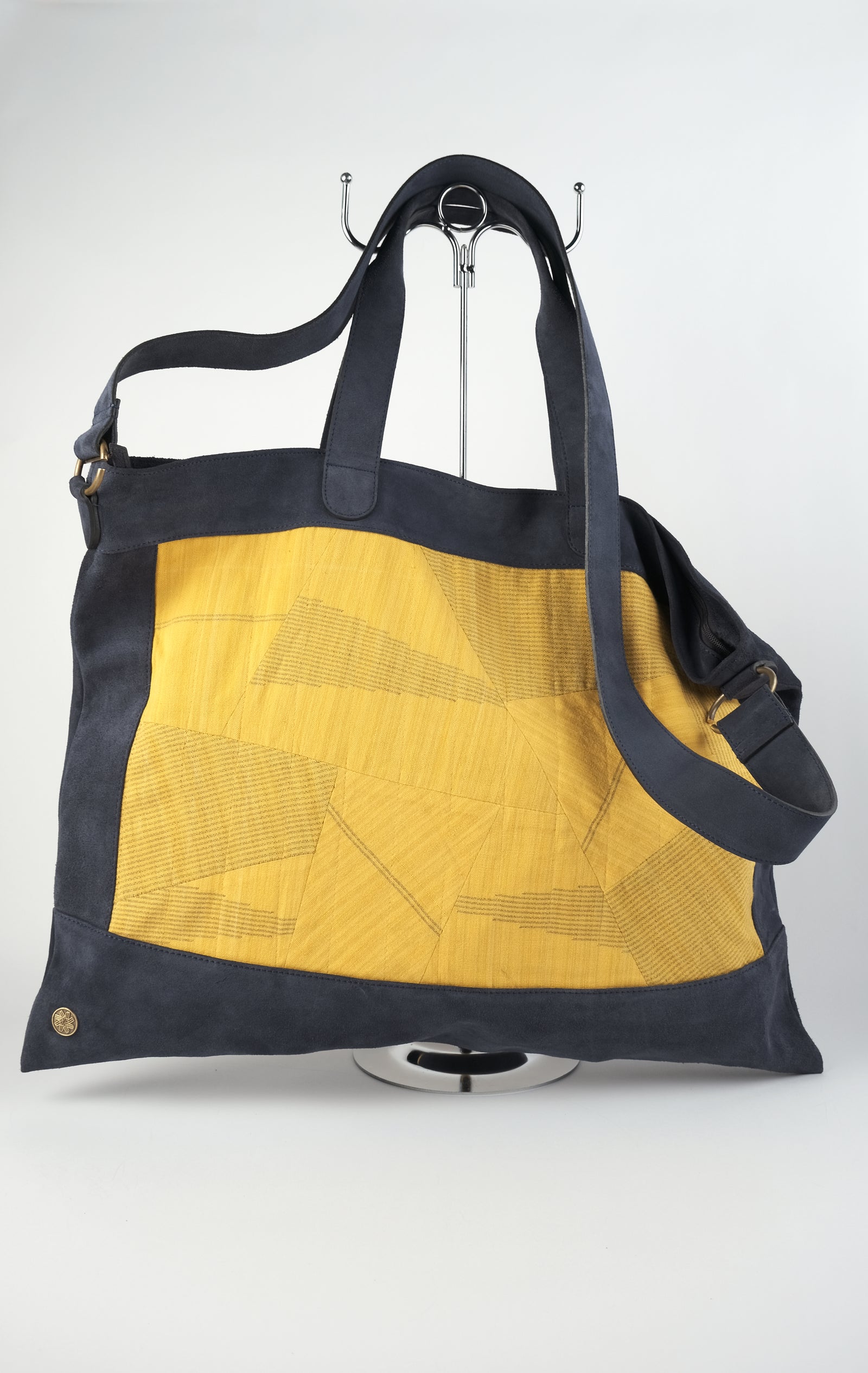 Nagada Nüt Blue on Yellow