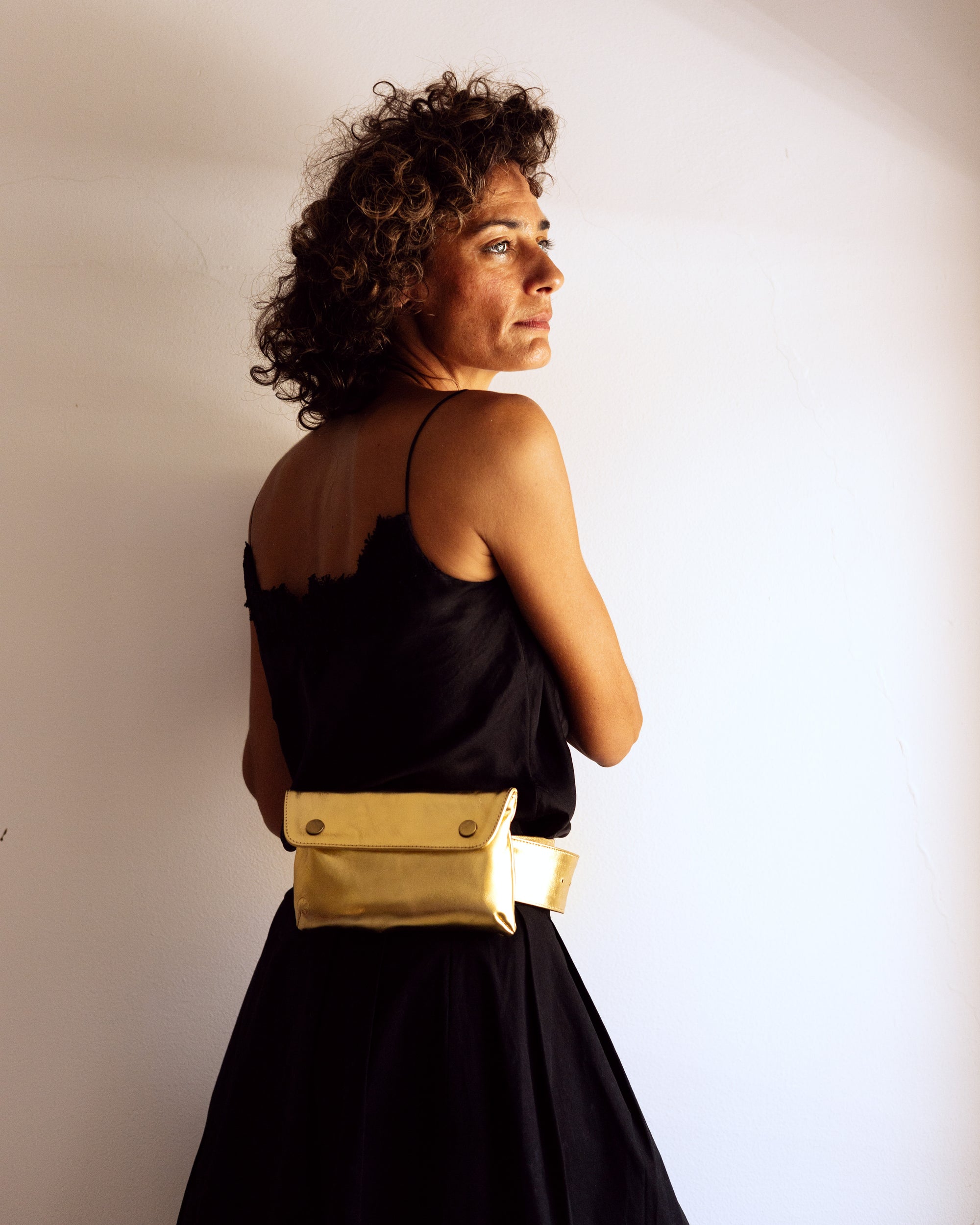 The WW Belt Bag - Gold